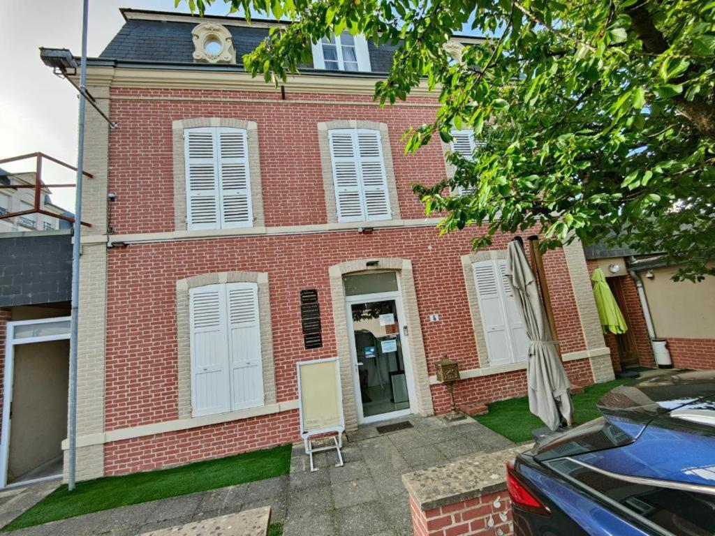 Appartement En Residence Gisors Zewnętrze zdjęcie